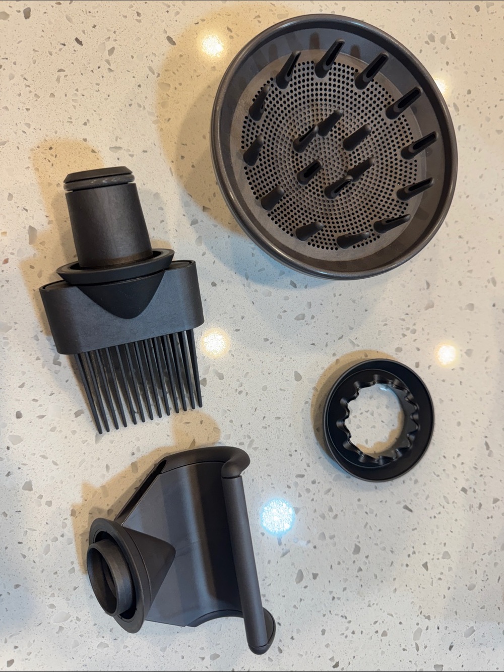 NEW | Dyson Supersonic Attachments |Diffuser, Flyaway, Wide-Tooth Comb + Adaptor